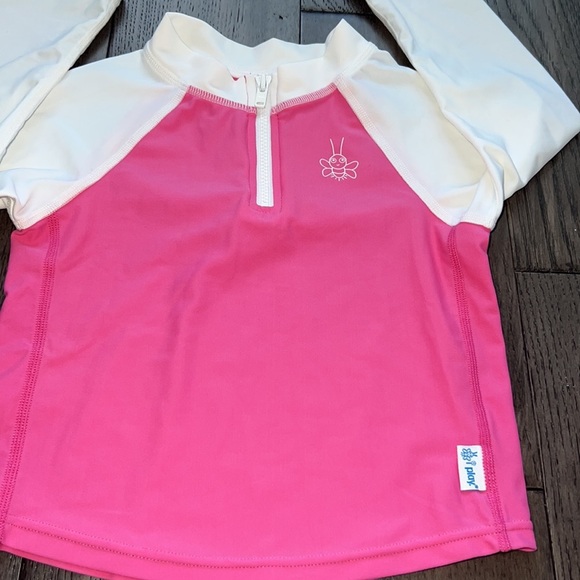 NWOT I play UPF 50 + long sleeve girls, swimwear top - Picture 3 of 12